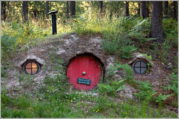 Hobbit-house-4.jpg