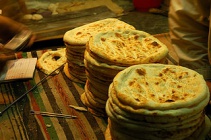Peshawari Roti, Pakistan.jpg