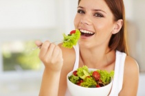 Woman-eating-salad-credit-istock-159155665-630x419.jpg