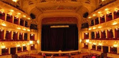 Opernyy teatr2 3.jpg