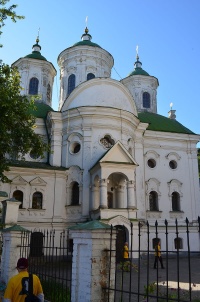 Pokrova Church in Kiev.JPG